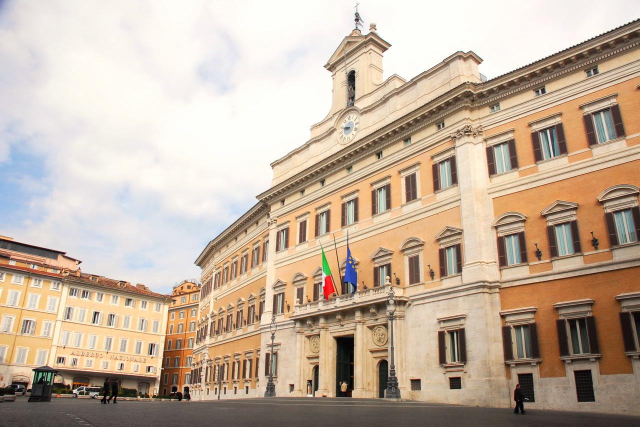 palazzo montecitorio uil polizia